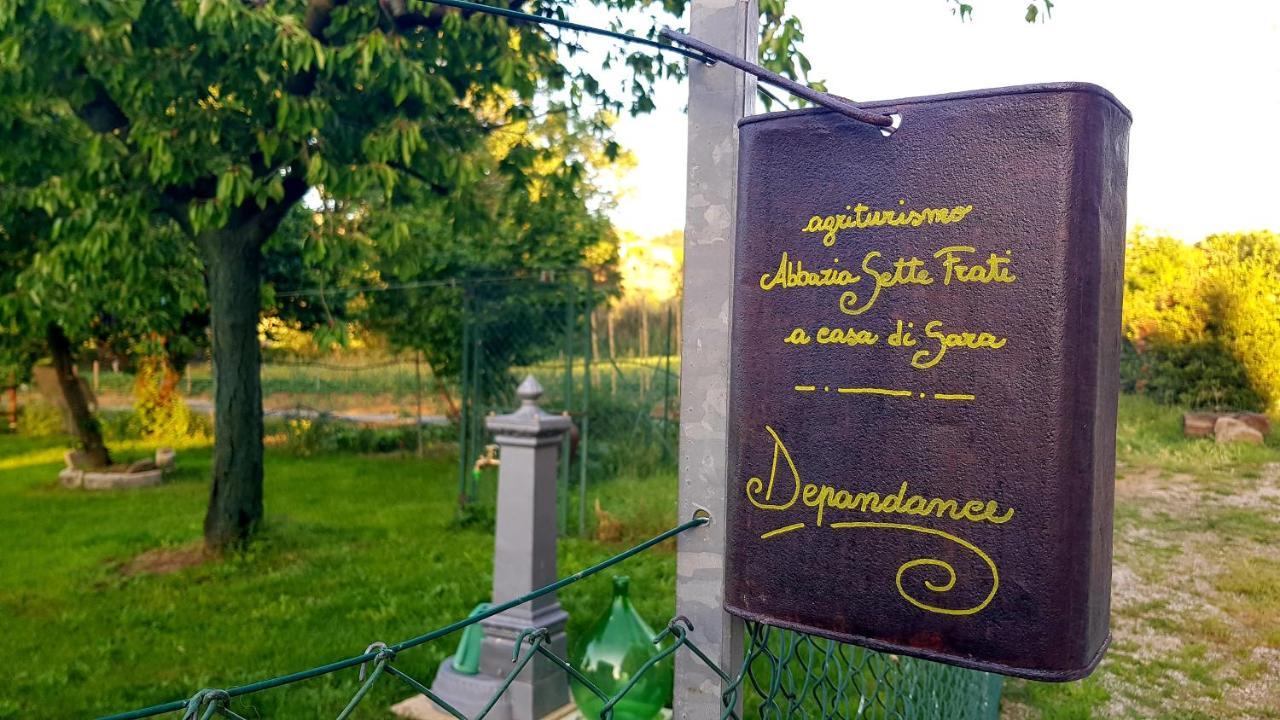 Agriturismo Abbazia Sette Frati A Casa Di Sara Pietrafitta  Exterior photo